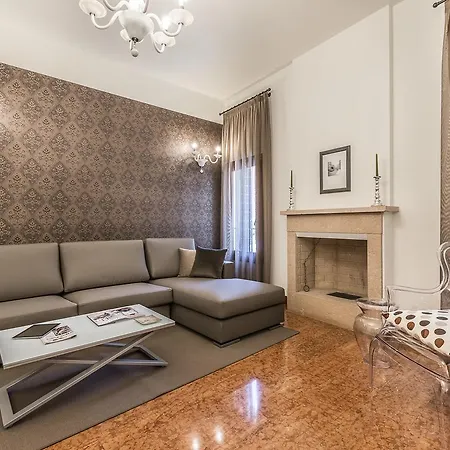 Ca' Del Monastero 2 Collection For 4 Guests With Lift Venise