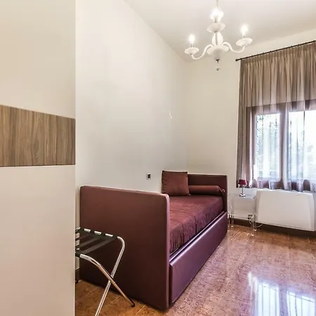 Ca' Del Monastero 2 Collection For 4 Guests With Lift Appartement